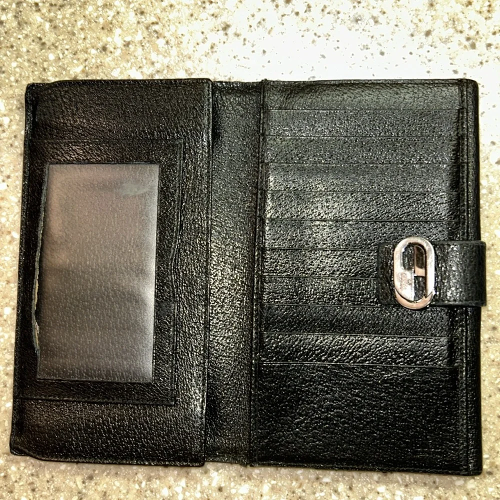 GUCCI Authentic black long wallet